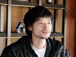 山の神硝子工房　梶川 泰臣さん